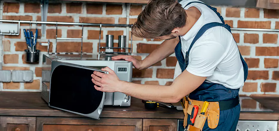 In-Home Microwave Repair in Grafton